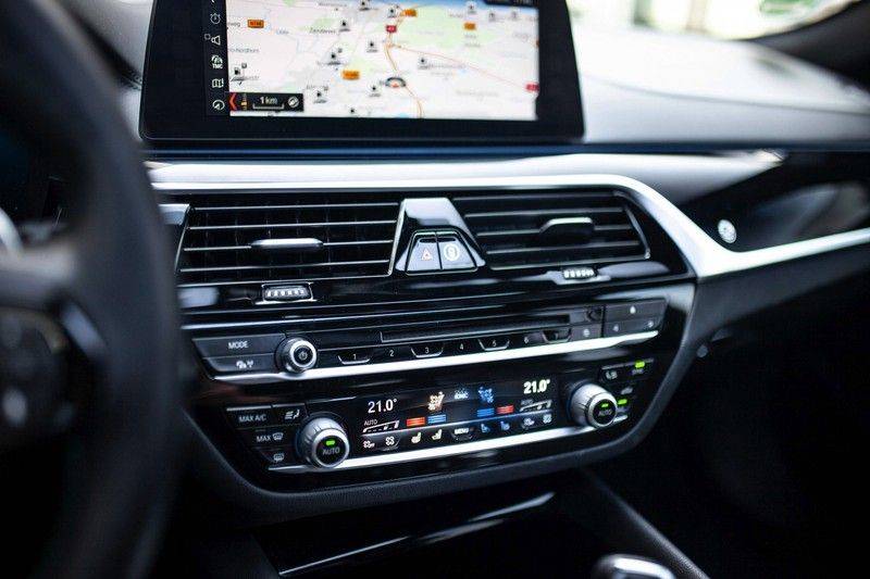 BMW 5 Serie Touring Alpina B5 Bi-Turbo Allrad *Pano / Harman-Kardon / ACC / Massage / HUD / Standverwarming* afbeelding 17