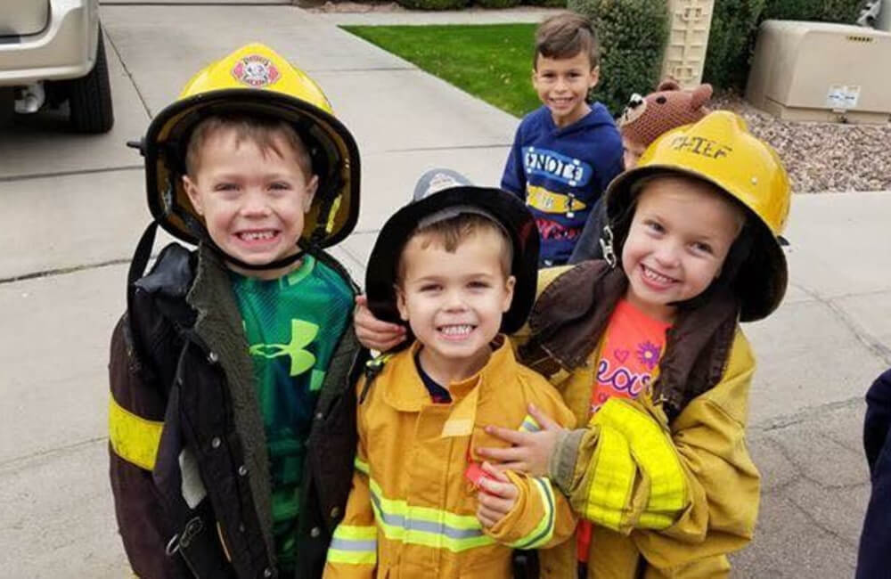 Kid fire fighter costumes.
