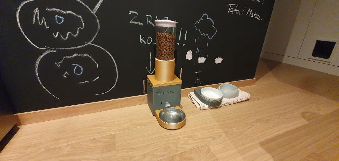 Automatic Cat Feeder - Image