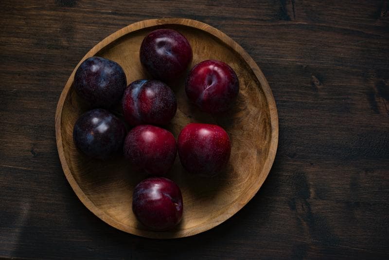 Are Plums Keto Friendly? | Is It Keto