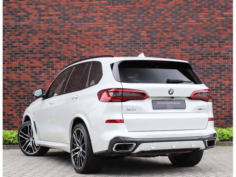 BMW X5 xDrive45e High Executive *Luchtvering*HUD*Pano*Laser*Harman/kardon* afbeelding 4