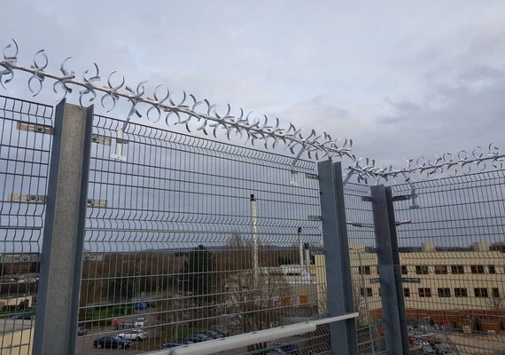 anti-climb spikes for site protection
