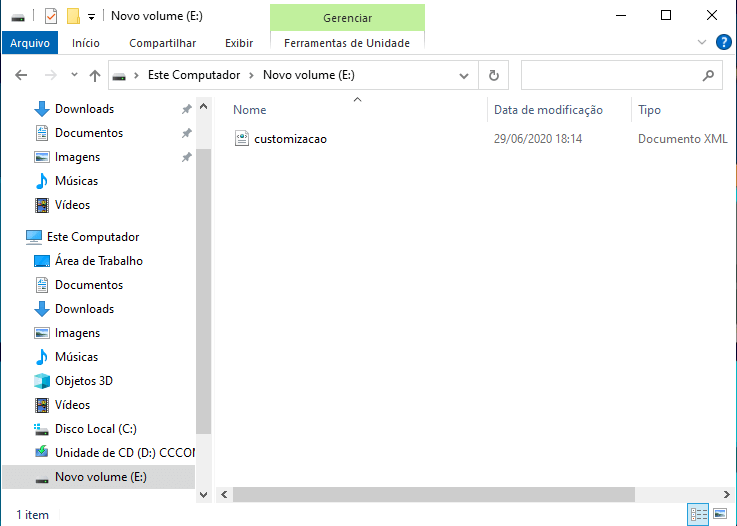 Windows Explorer mostrando arquivo unattend.xml em partição secundária