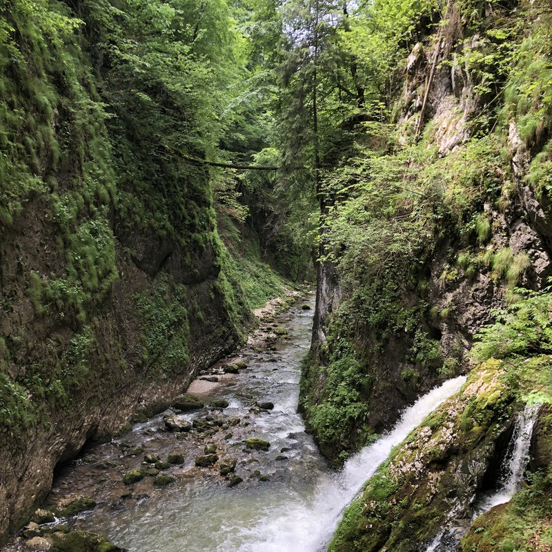 Cascada Evantai