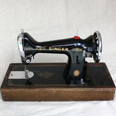 Photo Gallery To Identify Singer Sewing Machine Models