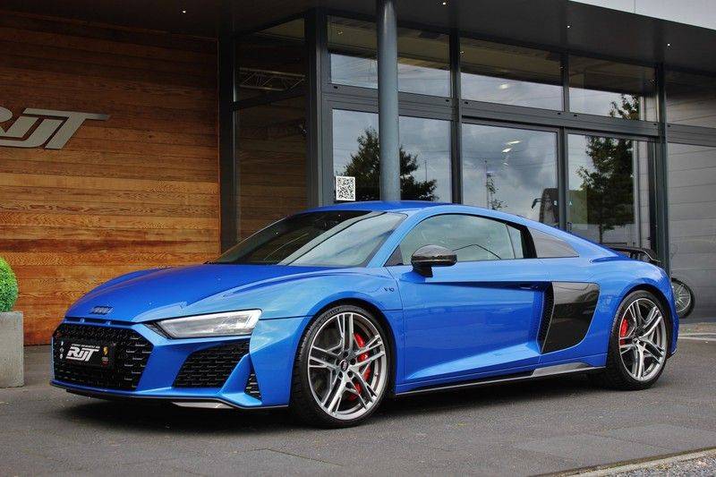 Audi R8 5.2 V10 Performance Quattro 620pk **Keramisch/B&O/Carbon/DAB/Camera** afbeelding 3