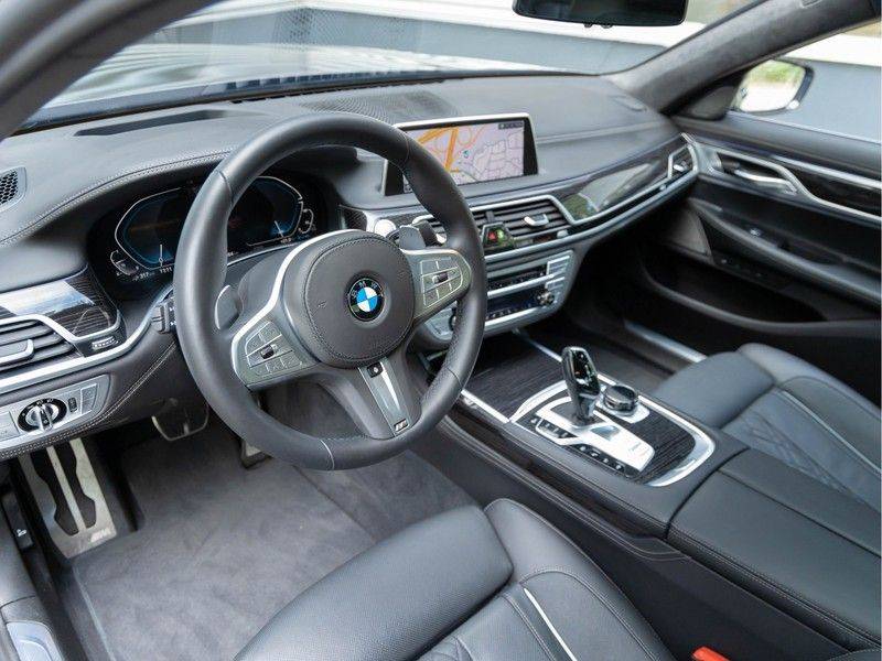 BMW 7 Serie 745e High Executive - M-Sport - 4x Comfortzetel - Stoelventilatie - Volleder afbeelding 12