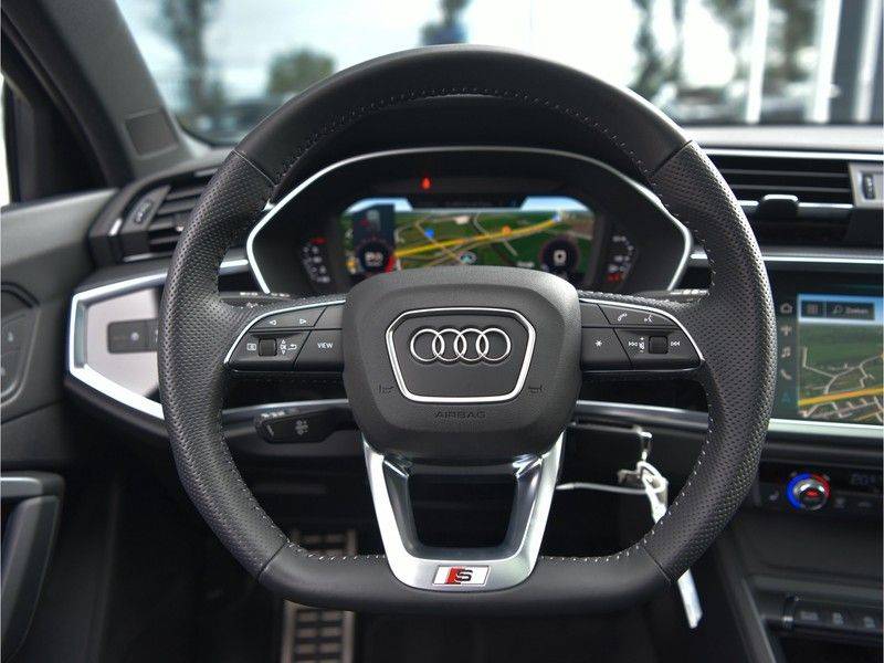 Audi Q3 Sportback 40TFSI Quattro S-Line Black Optic M-LED Pano Virtual 20-Inch 360Camera Tausilver! afbeelding 16