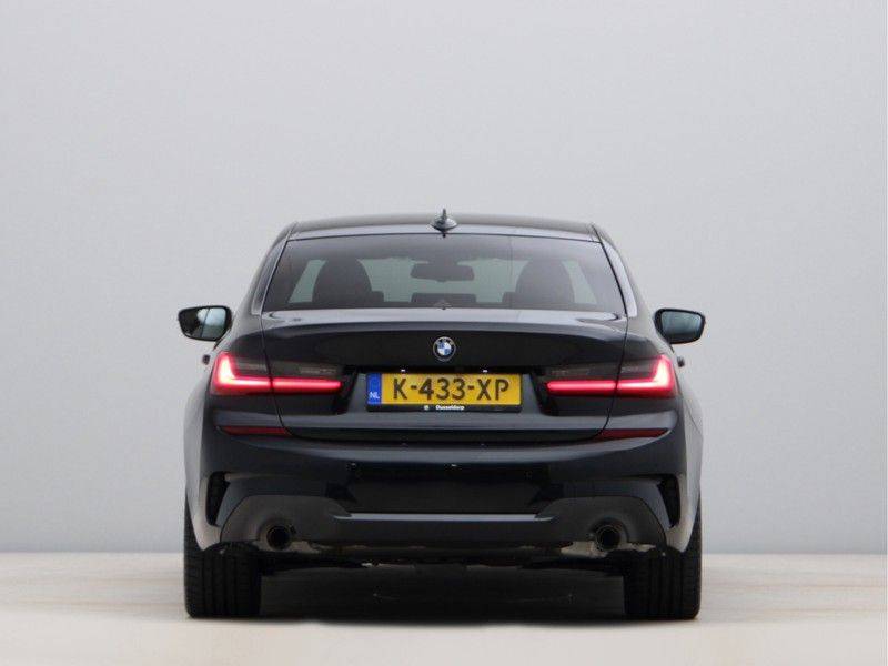 BMW 3 Serie 320e High Exe M-Sport Hybrid afbeelding 10