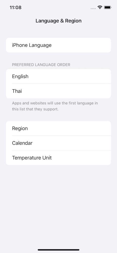 SwiftUI List là một công cụ mạnh mẽ để tạo danh sách với tiêu đề và chân trang đính kèm. Thêm vào đó, bạn còn có thể thay đổi màu nền để tăng tính thẩm mỹ cho danh sách của mình.