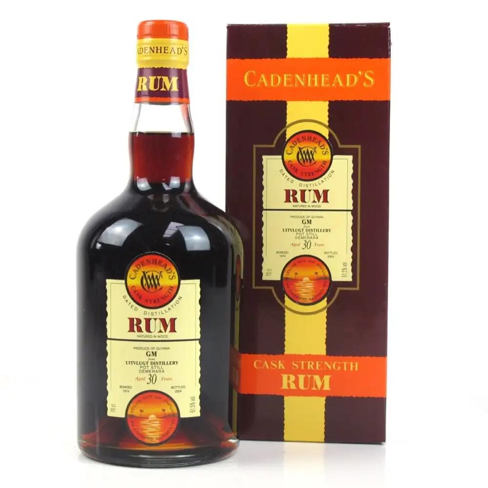 Image of the front of the bottle of the rum GM