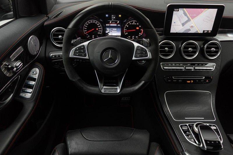 Mercedes-Benz GLC GLC43 AMG 4Matic Panoramadak Luchtvering Distronic Sportleder+Memory Burmester ComandOnline Keyless AmbientLight Full-Led StuurPilot 360Camera Parktronic Pdc afbeelding 3