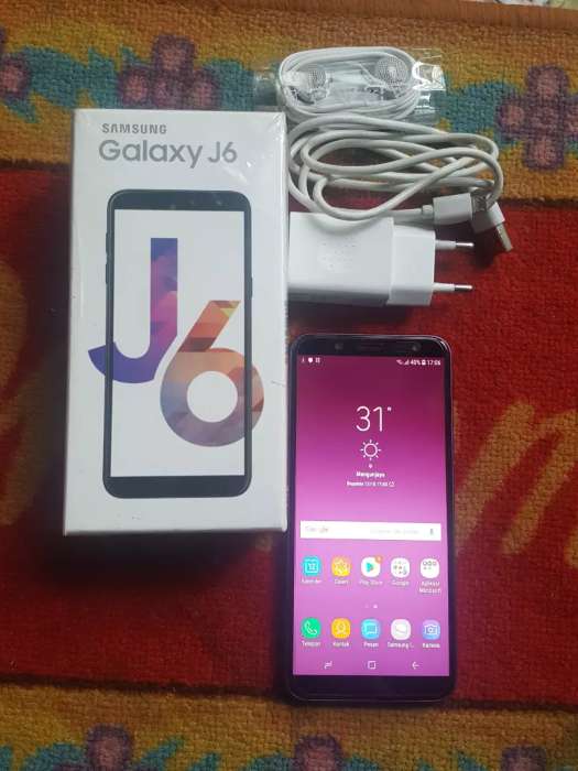 Samsung Galaxy J6 Samsung Galaxy J6