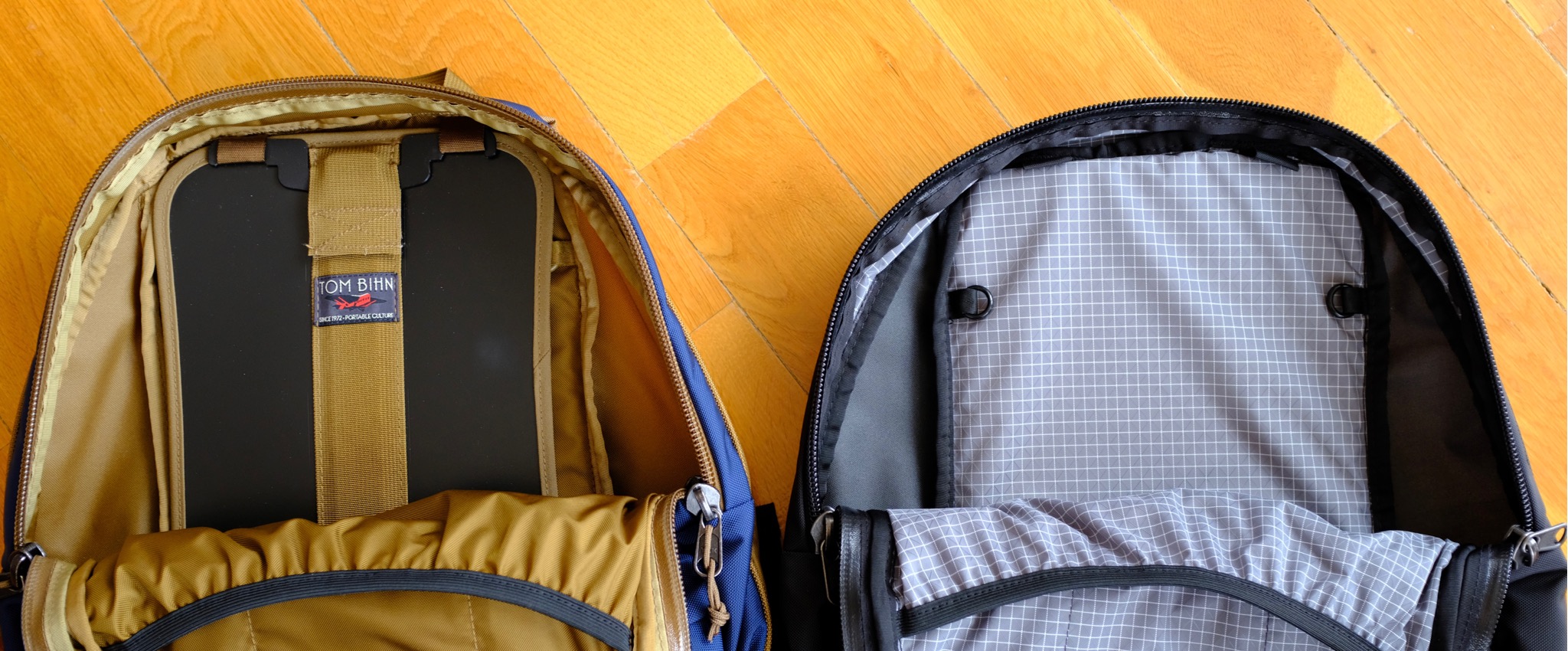 Guide’s Edition S25 with a frame next to the classic S25 without a frame