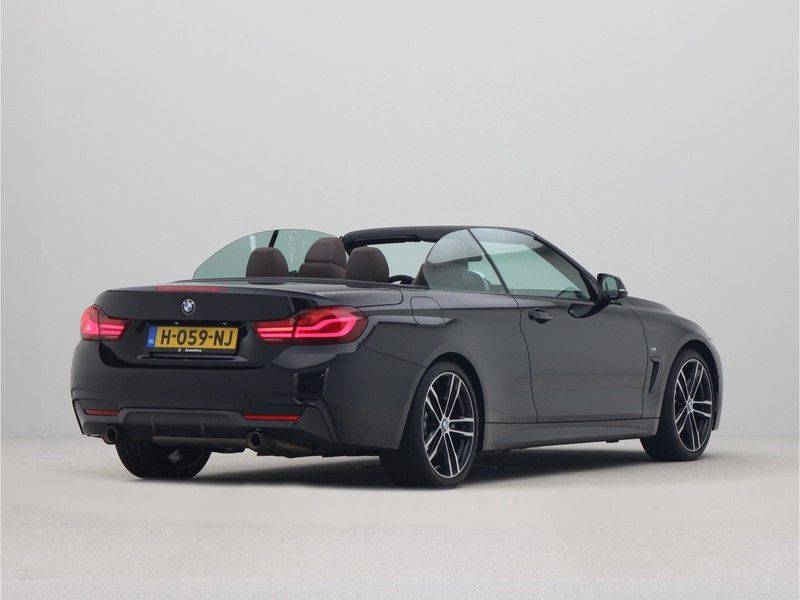 BMW 4 Serie Cabrio 430i High Executive M-Sport Automaat afbeelding 13