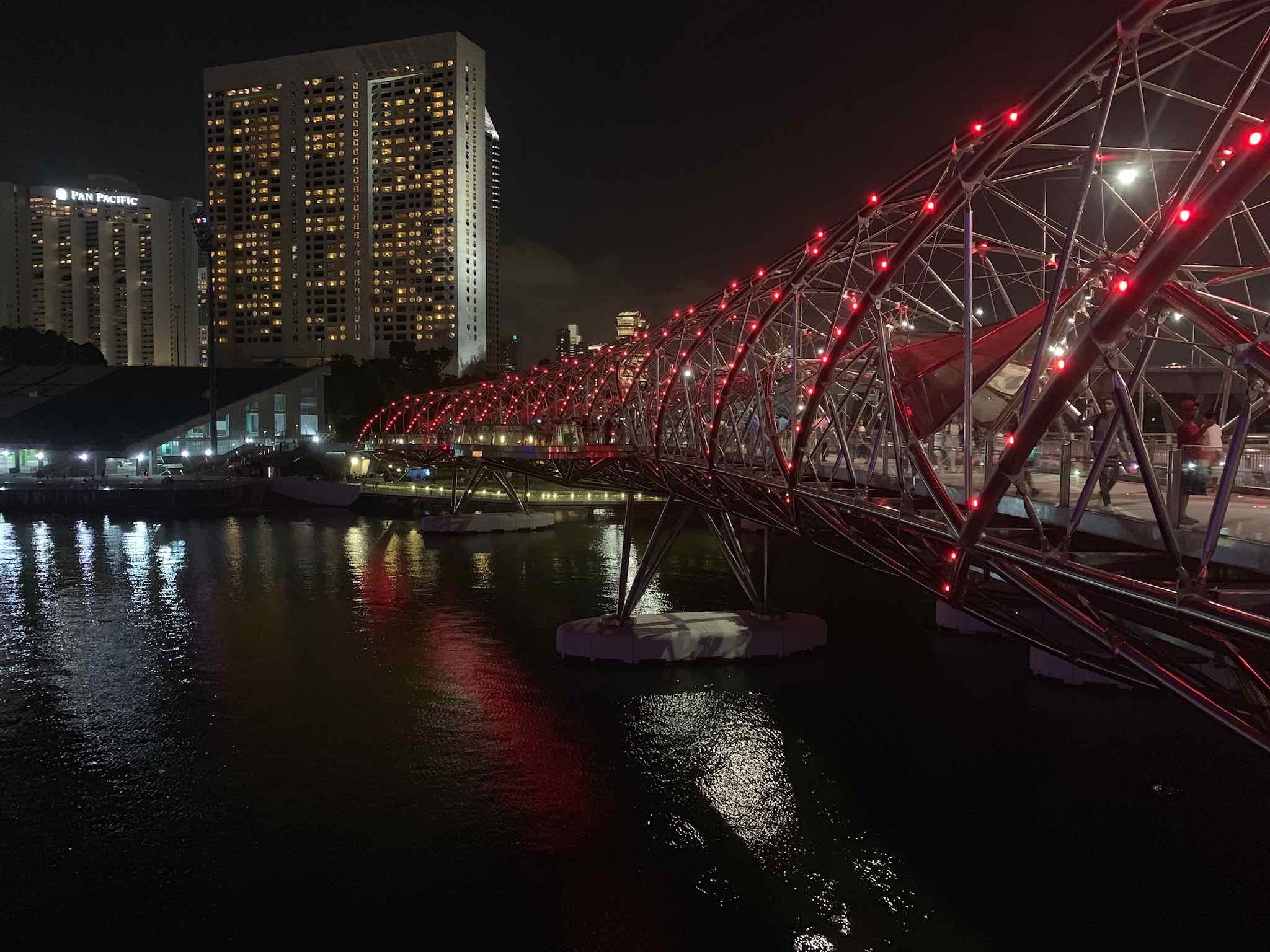 S Ingapore Helix Bridge Red Night