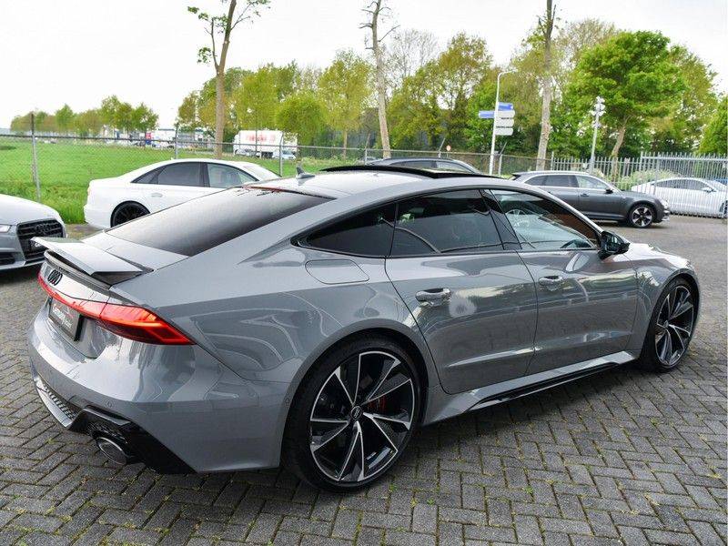 Audi RS7 Sportback 4.0TFSI 600pk Quattro Black Optic Laser-Led Softclose Head-Up Leder-dash RS-Zetels 22-Inch 360Camera afbeelding 6