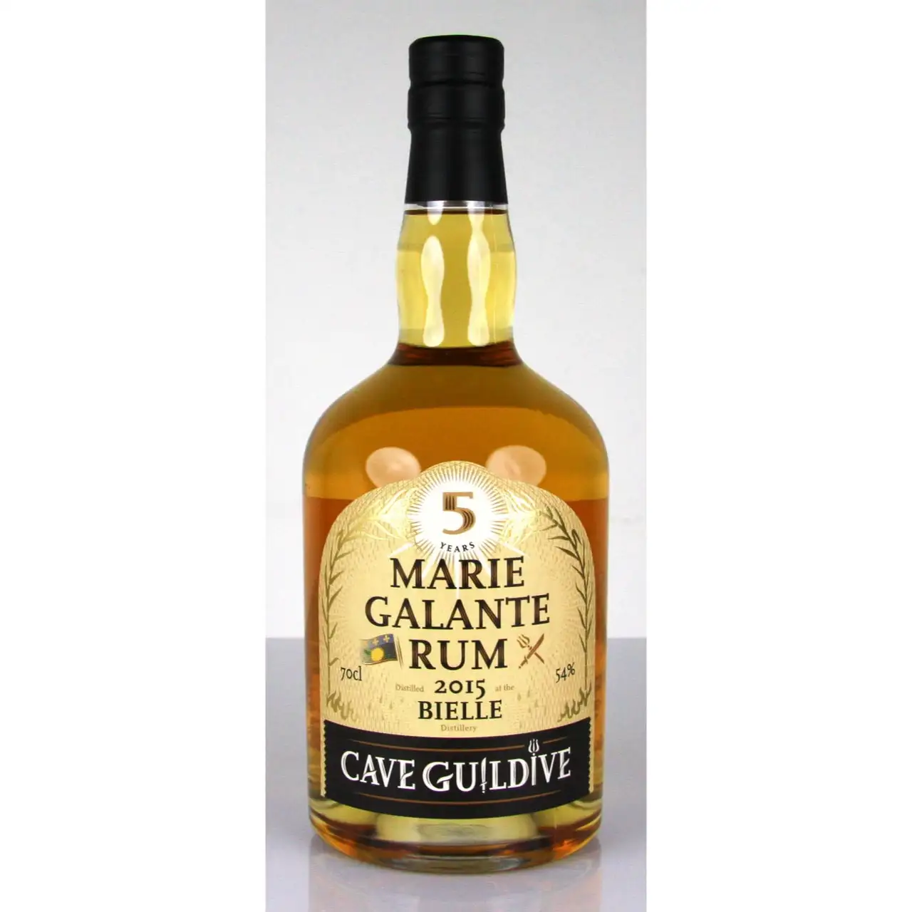 Image of the front of the bottle of the rum Marie Galante Rum