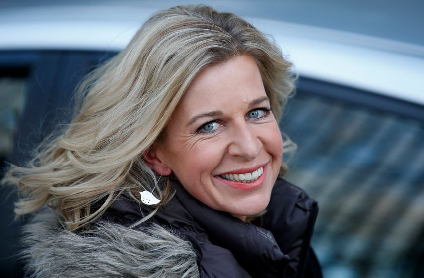 oh my god twitter doesn’t include alt text from images in their API