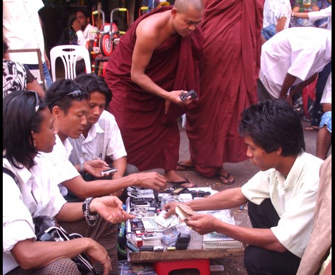 Burma Monks 10