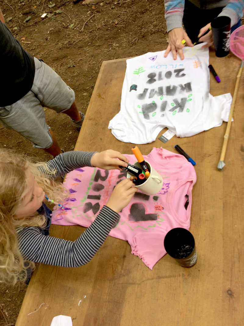 kid-kamp-graffiti-t-shirt-workshop-3