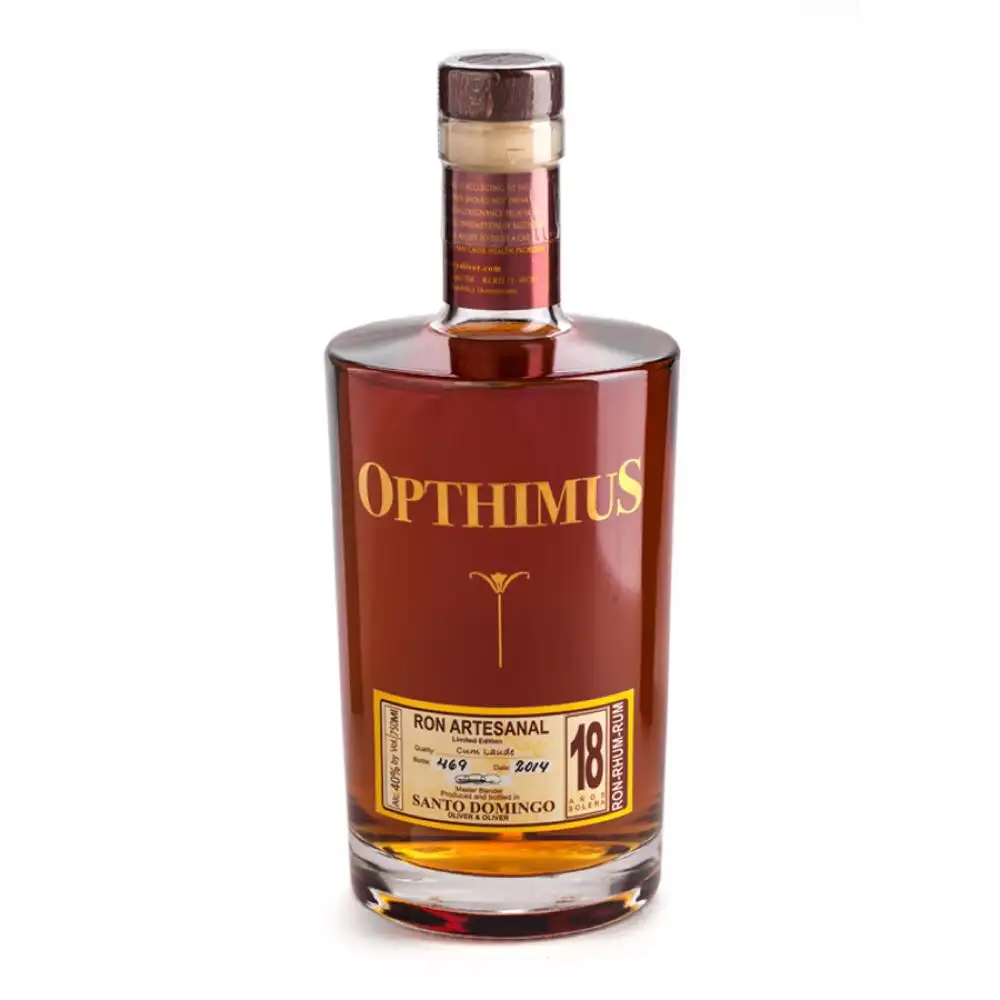 Image of the front of the bottle of the rum Opthimus 18 Años