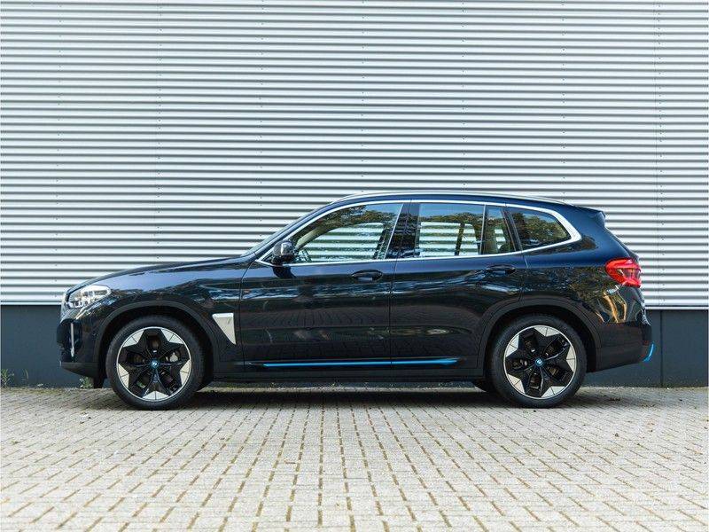 BMW iX3 High Executive - Direct Beschikbaar! afbeelding 7