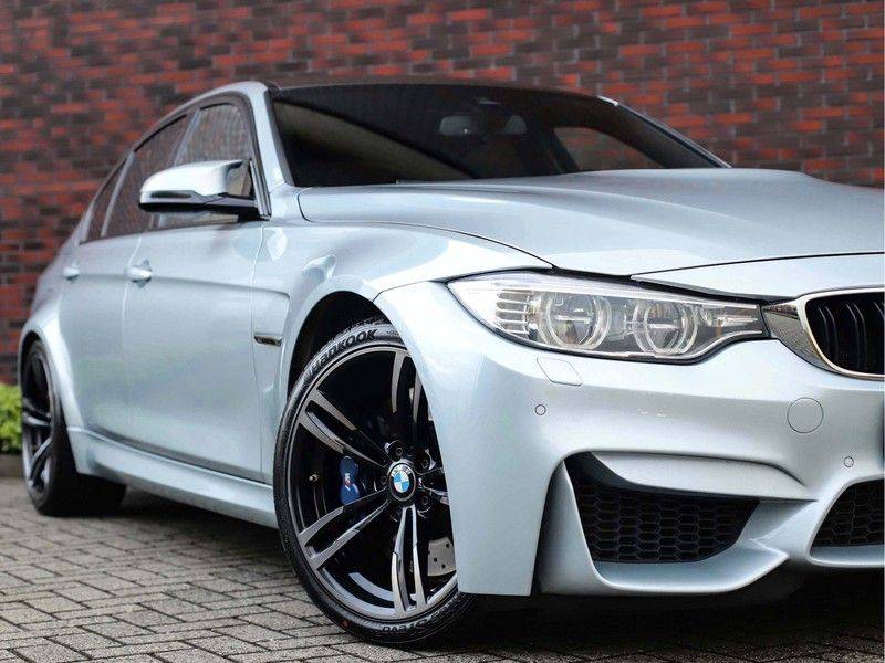 BMW 3 Serie M3 *Head-Up*Carbon*Camera*DAB*Harman/Kardon* afbeelding 2