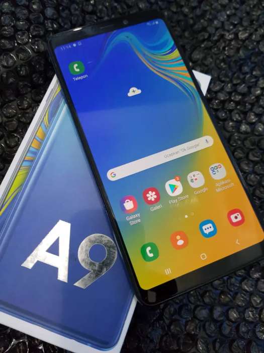 Samsung Galaxy A9 Samsung Galaxy A9