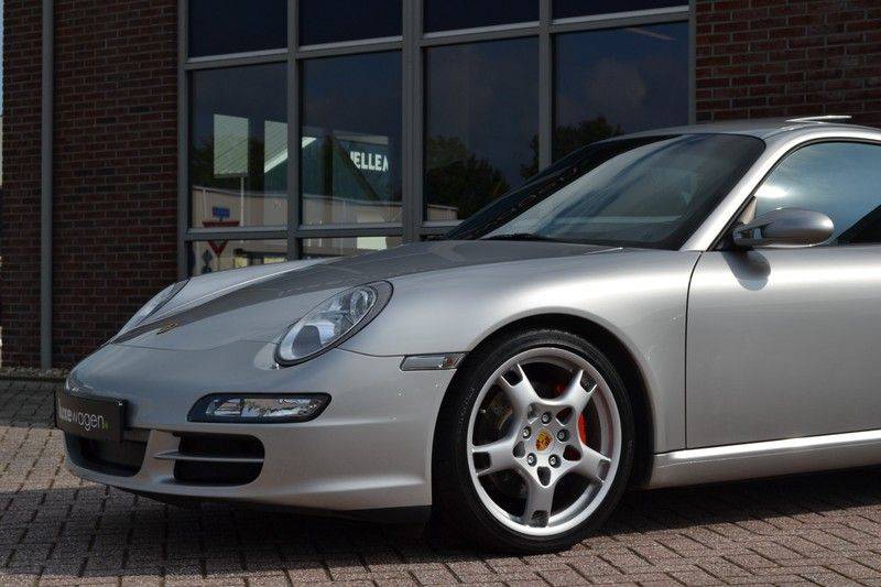 Porsche 911 Coupé 3.8 Carrera S 997 - dealer o/h - unieke kms afbeelding 25