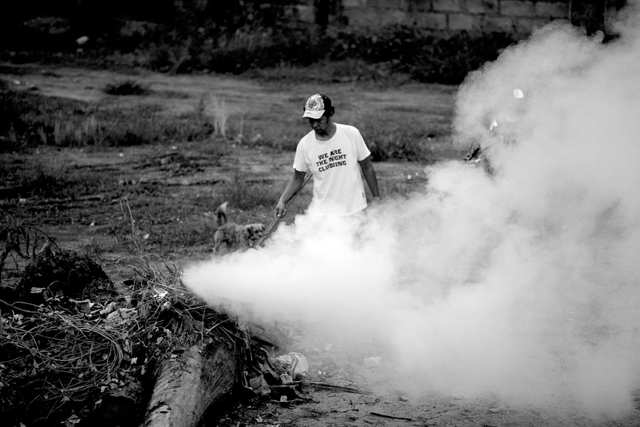 Fumes - Burning trash - photo by ROKMA
