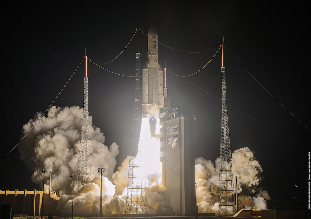 Imaginea 1: Ultima lansare a rachetei Ariane 5, din 15 august 2020. Sursa foto: Arianespace.