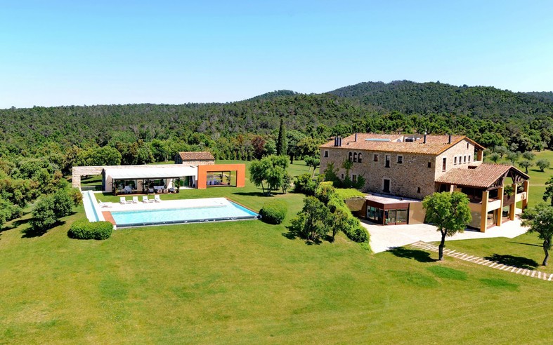 Villa Mas Mateu & 2 Guest Houses