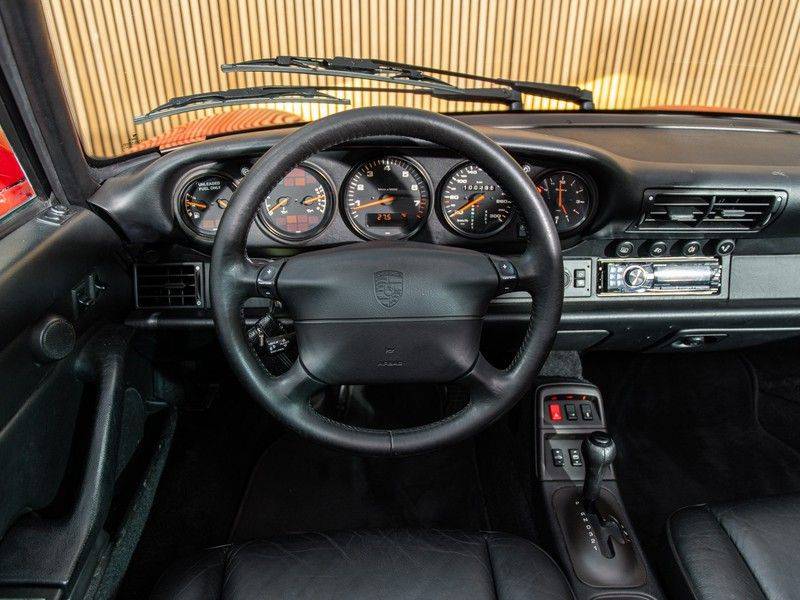 Porsche 911 3.6 TARGA LEDER,AUTOMAAT afbeelding 12