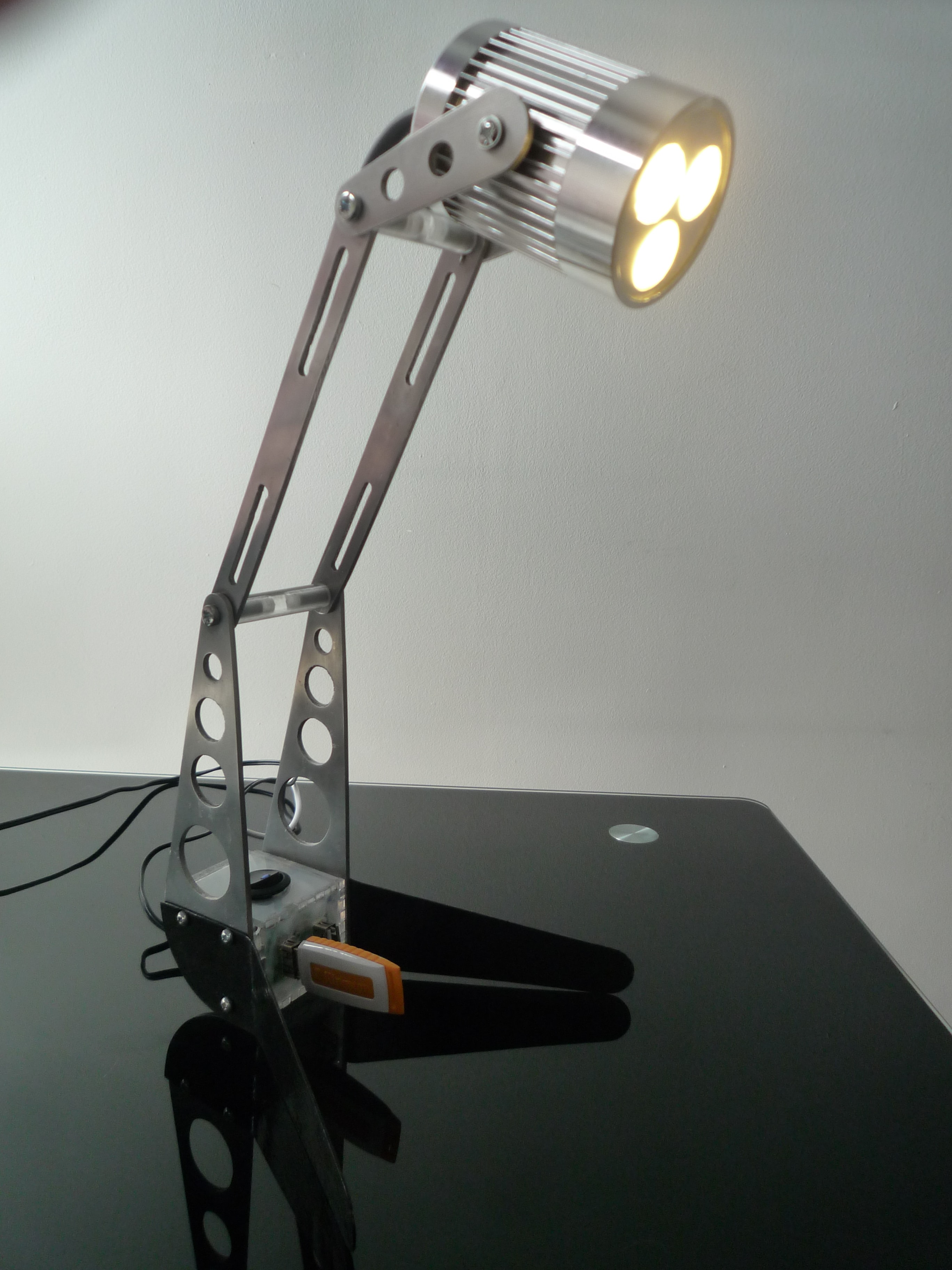 product design a level metal lamp