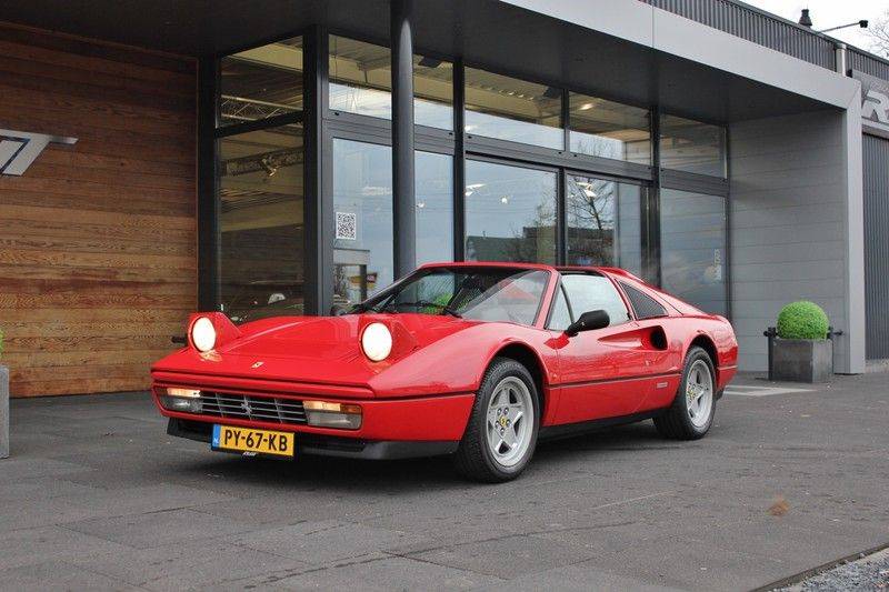 Ferrari 328 GTS Quattrovalvone 3.2 V8 270pk NL Auto afbeelding 11