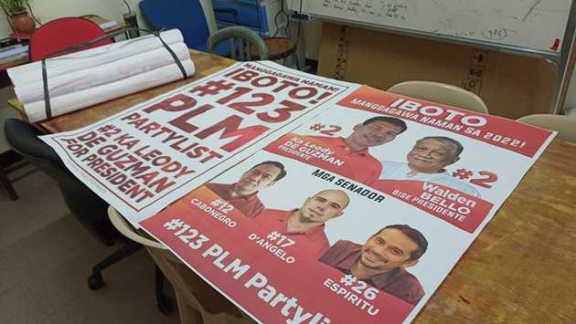 Campaign materials of Ka Leody on a table