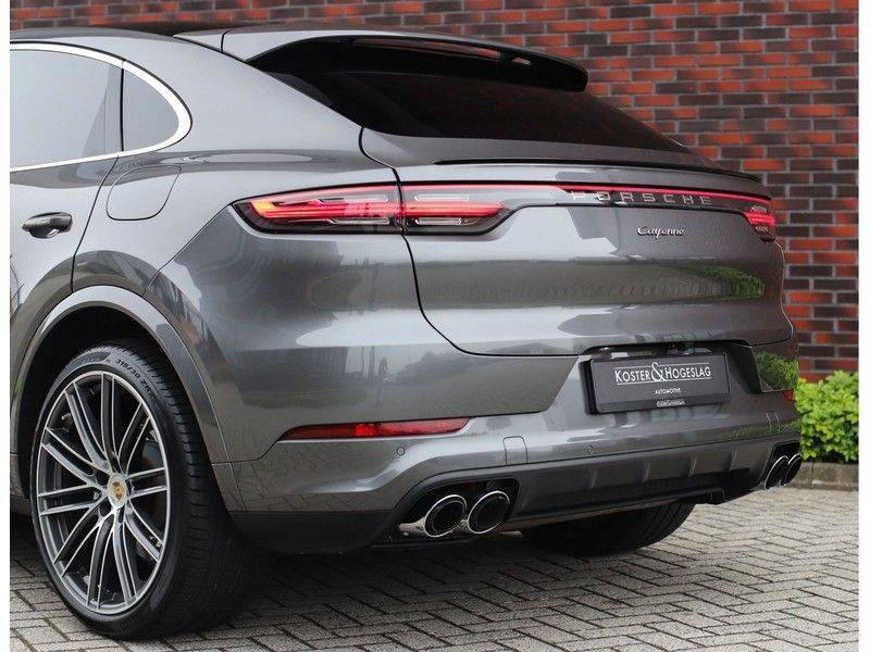 Porsche Cayenne Coupé 3.0 E-Hybrid *Sport Design*Pano*Soft-Close* afbeelding 11