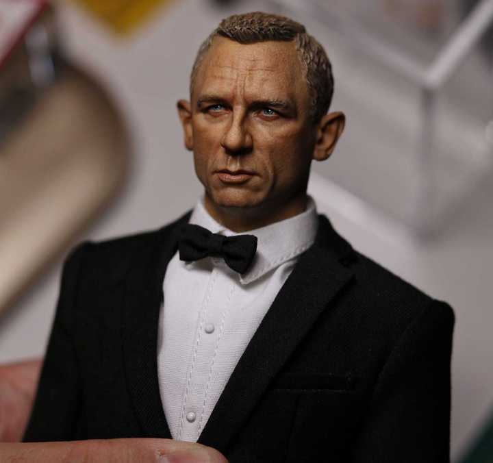 Casino Royale 007 James Bond | Figround