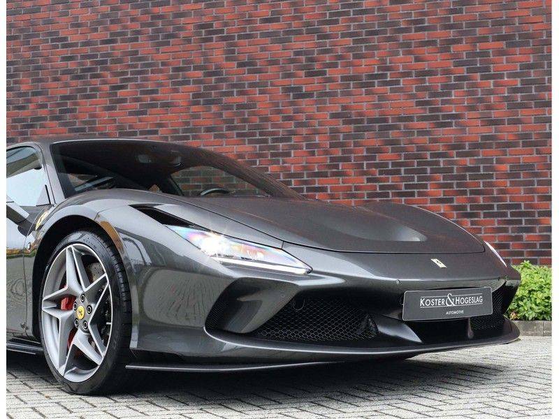 Ferrari F8 Tributo *Carbon*Lift*LED*Passenger display*Camera* afbeelding 23