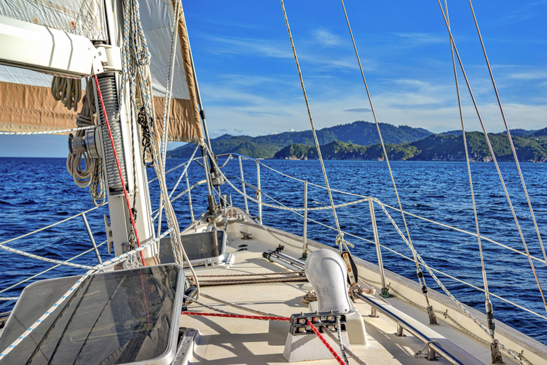 Sailing Charter on Geronimo