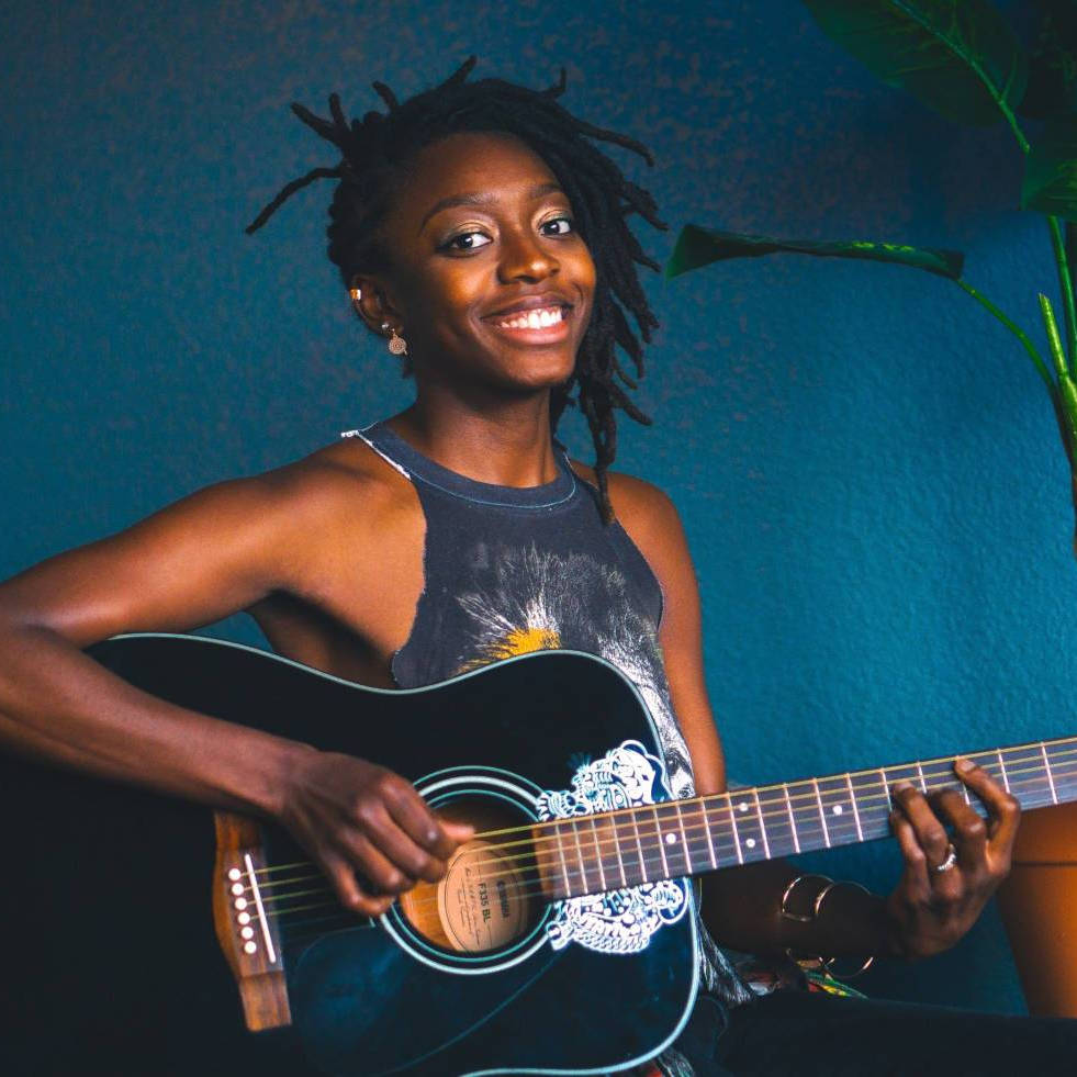 Guitar & Piano teacher Lauren Irving