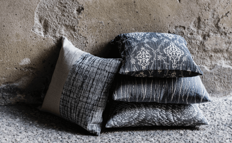 Cushions & throws Image