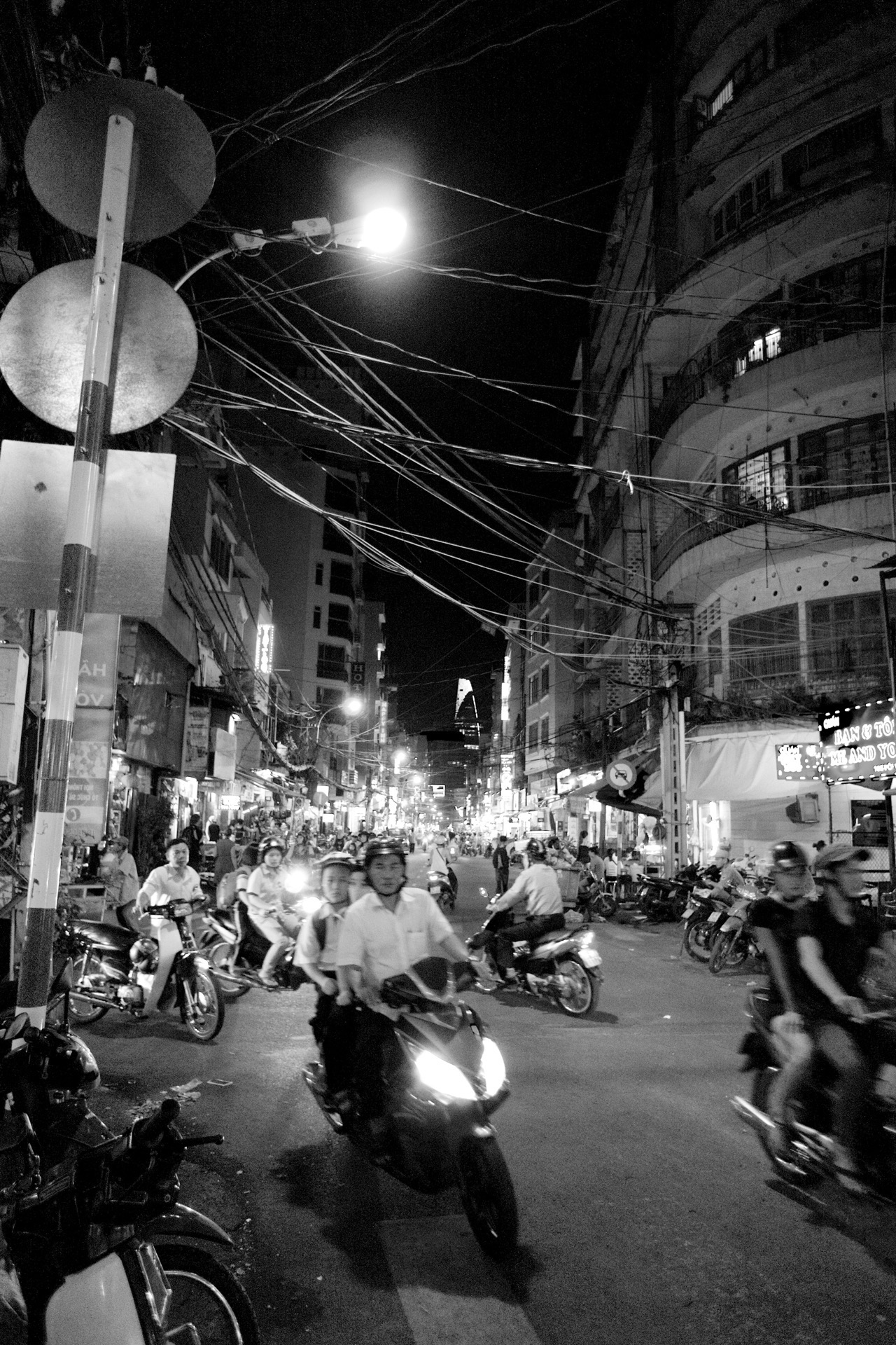 Pham Ngu Lao street