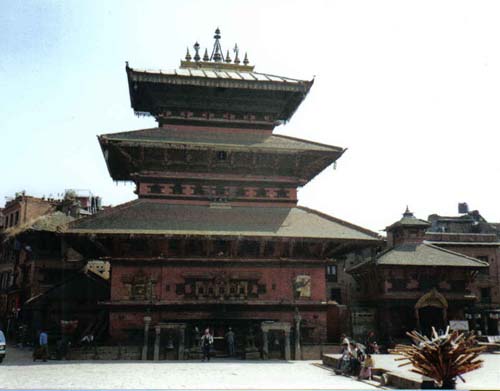 Bhaktapur pagoda 2