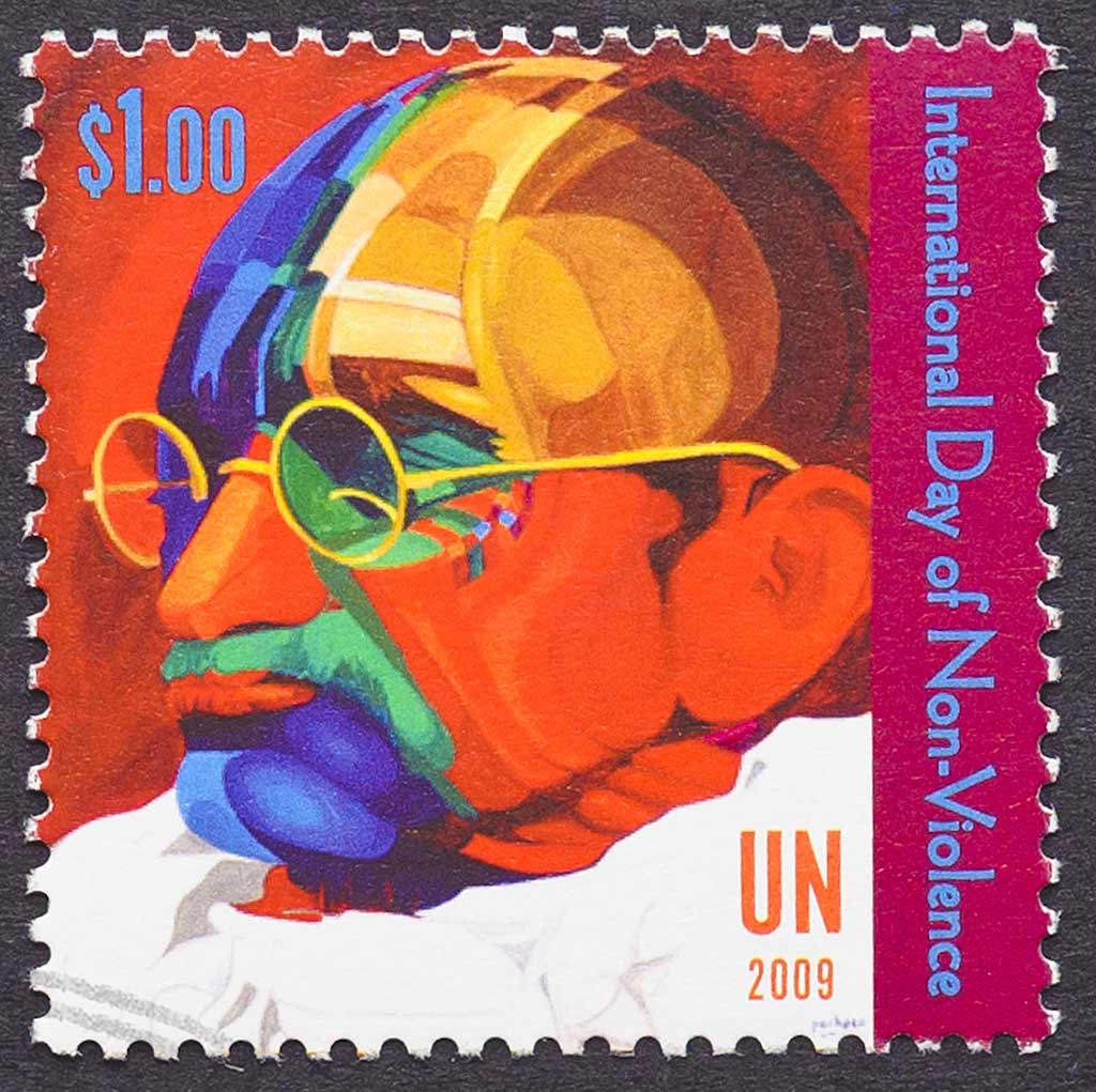Mohandas Karamchand (Mahatma) Gandhi