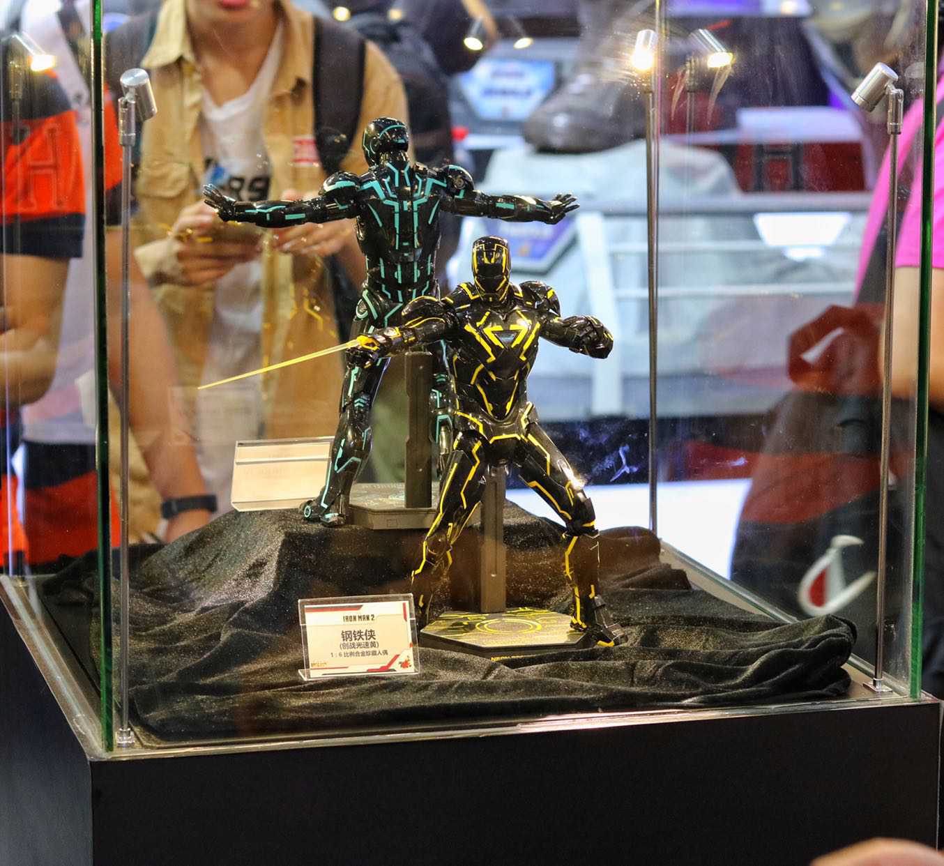 2019 CCG Hottoys Booth Photos Sharing