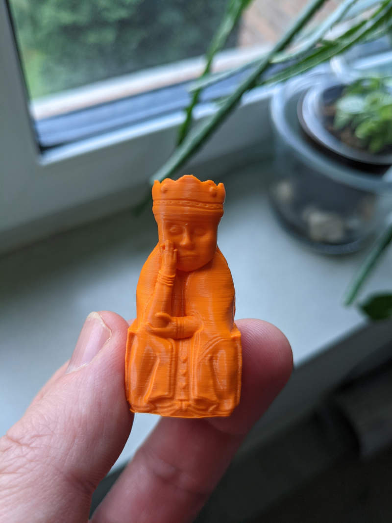 Шахматная фигура - королева Шахматная фигура - королева