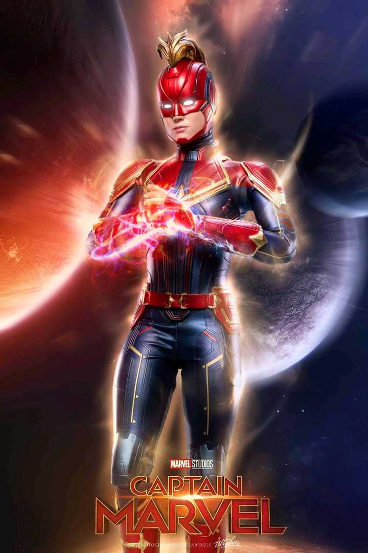 Hot Toys Captain Marvel 1/6 Action Figure