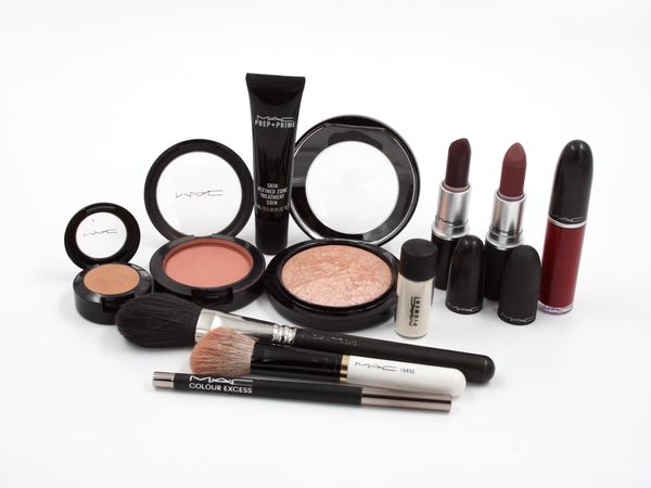 MAC Make-Up Set 